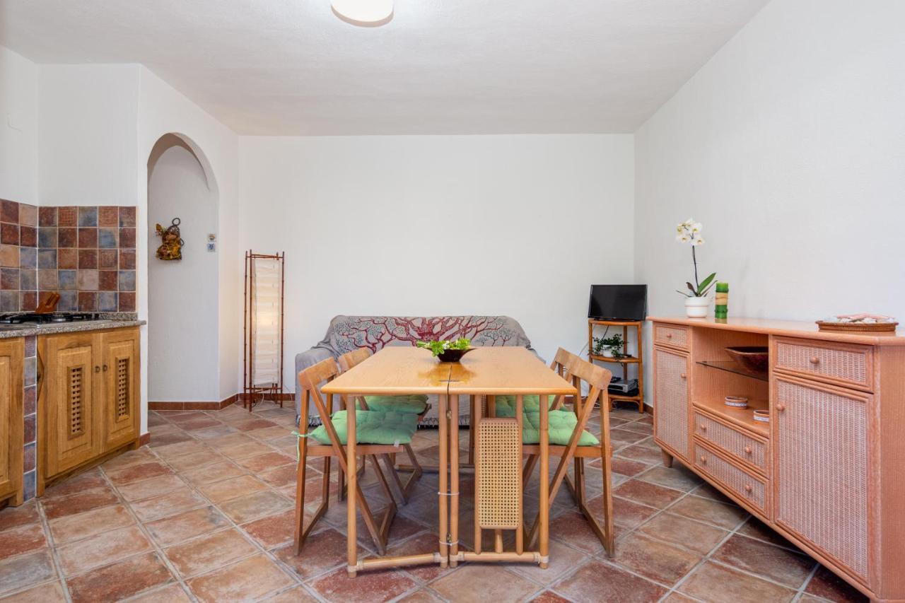 Holiday House Li Piri San Teodoro  Esterno foto